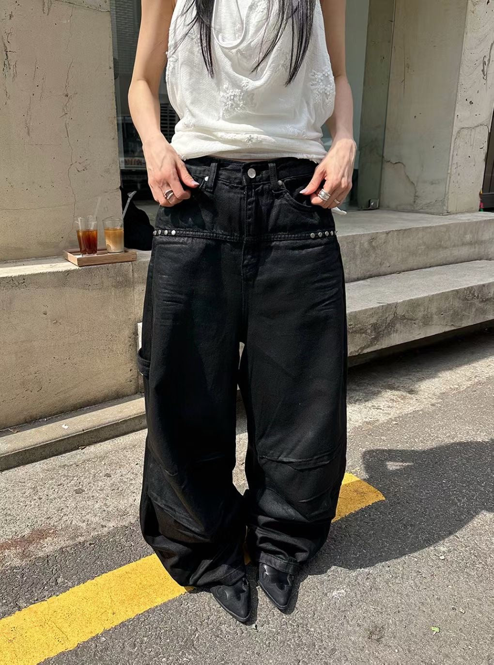 Pleated studded pants